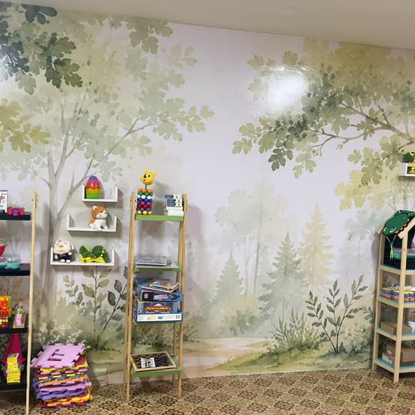 Papel de parede em espaço infantil